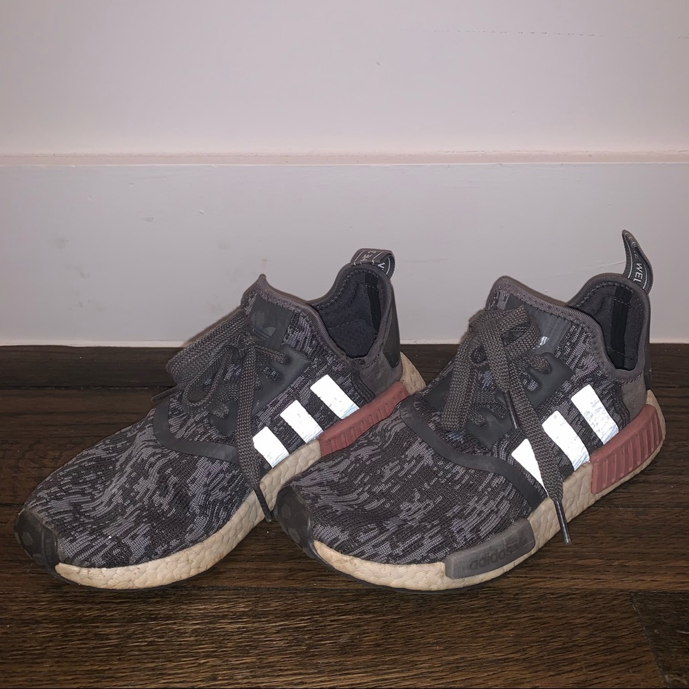 Adidas NMD 6.5 (fits a 7)